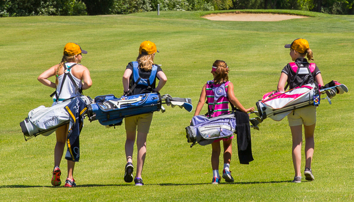 Lợi ích khi cho trẻ chơi golf
